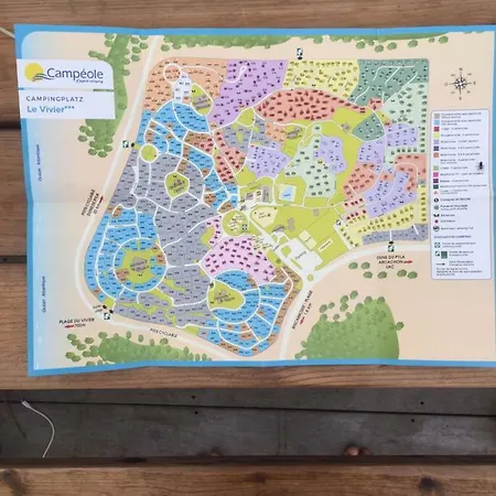 The Spot Surfcamp キャンプ場